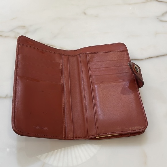 Miu Miu Pink Crocodile-Embossed Women's Wallet - Picture 9 of 13